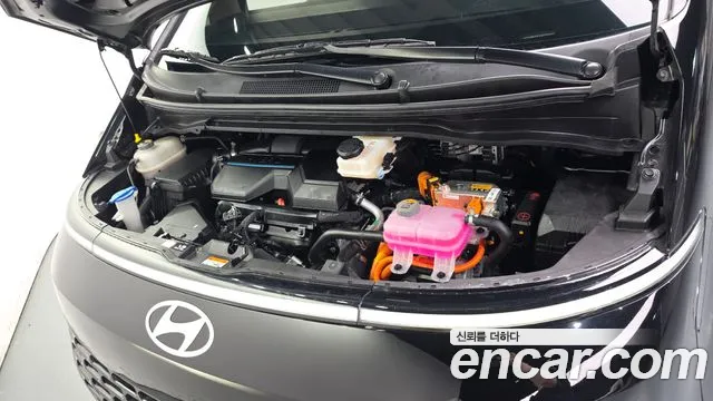 Hyundai Staria — Фото автомобиля 9