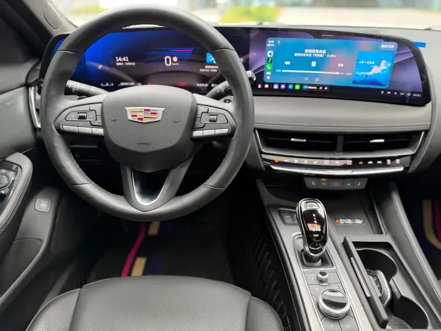 Cadillac CT5 — Фото автомобиля 18
