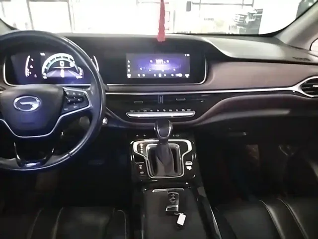 GAC Trumpchi M6 — Фото автомобиля 12