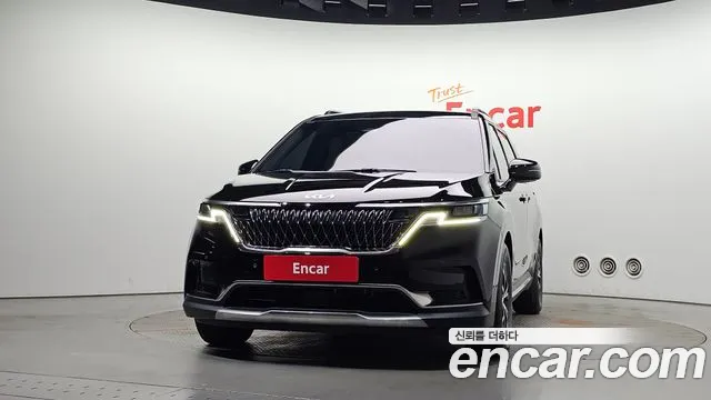Kia Carnival Generation 4 — Фото автомобиля 3