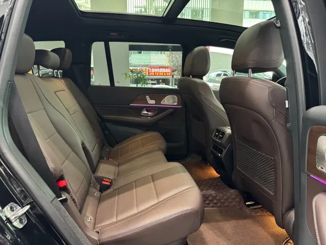 Mercedes-Benz Mercedes-Benz GLS — Фото автомобиля 15