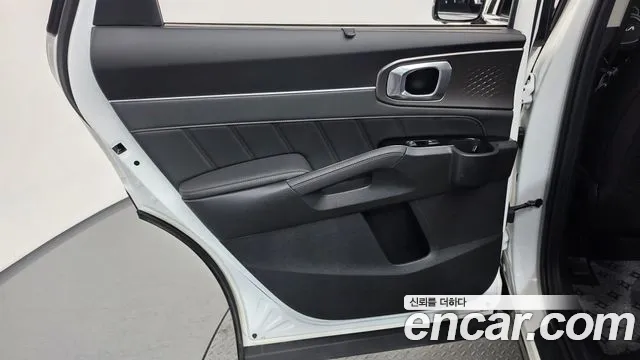 Kia Sorento — Фото автомобиля 14