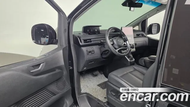 Hyundai Staria — Фото автомобиля 10