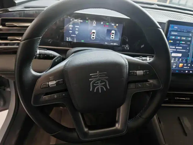 BYD Qin L — Фото автомобиля 13