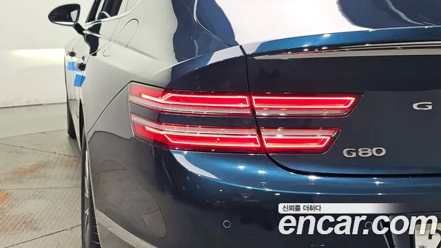 Genesis G80 RG3 — Фото автомобиля 8