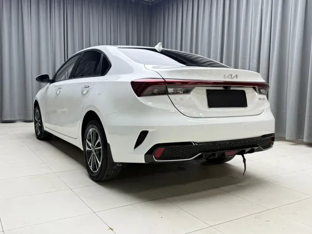 Kia K3 — Фото автомобиля 6