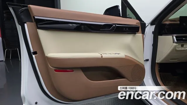 Hyundai Grandeur GN7 — Фото автомобиля 13