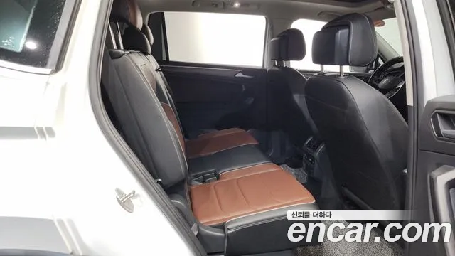 Volkswagen Tiguan — Фото автомобиля 10