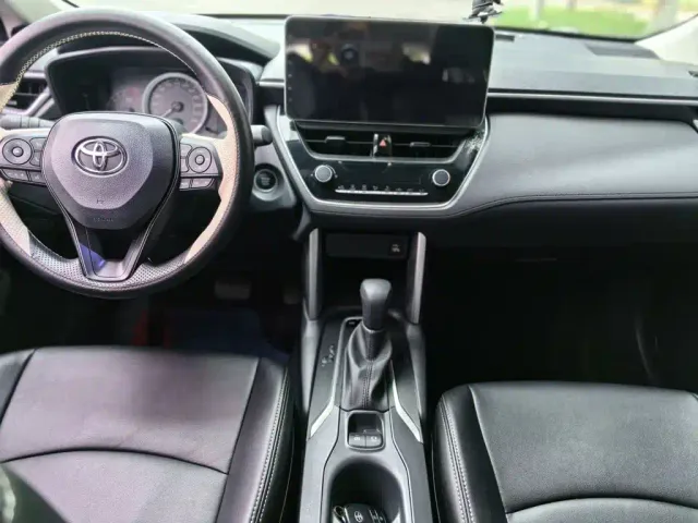 Toyota Corolla Cross — Фото автомобиля 12
