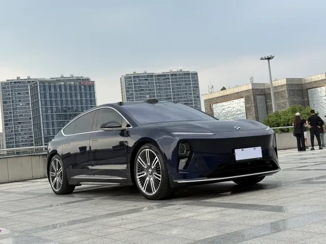 Nio ET9 — Фото автомобиля 3