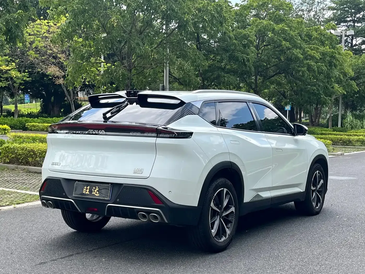 Dongfeng Aeolus Haohan 2024 Glory Edition DH-i 1.5T Luxury — Фото автомобиля 10