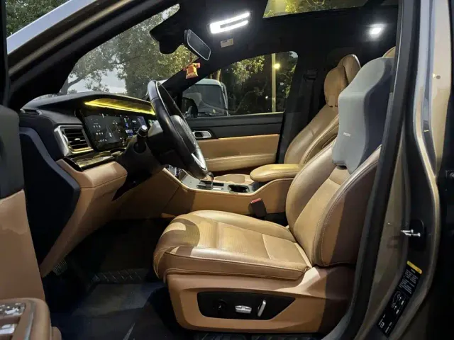 Li Auto ONE — Фото автомобиля 14