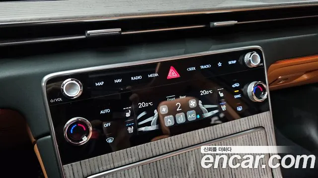 Genesis GV80 — Фото автомобиля 29