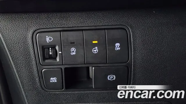 Hyundai Staria Staria 4WD Lounge 9 мест — Фото автомобиля 27
