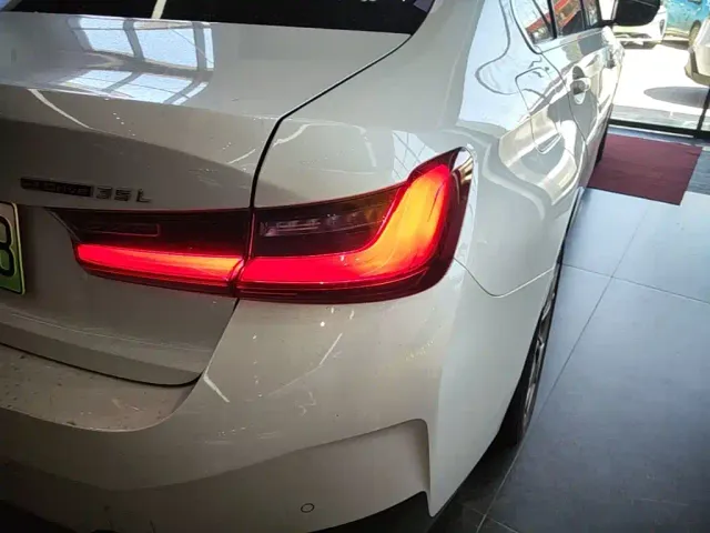 BMW i3 — Фото автомобиля 7