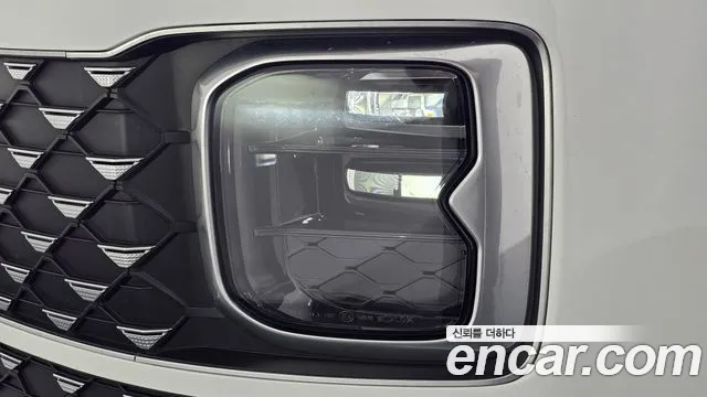 Hyundai Grandeur Grandeur (GN7) 2.5 Бензин 2WD — Фото автомобиля 21