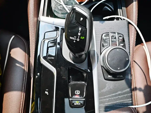BMW 5 Series — Фото автомобиля 22
