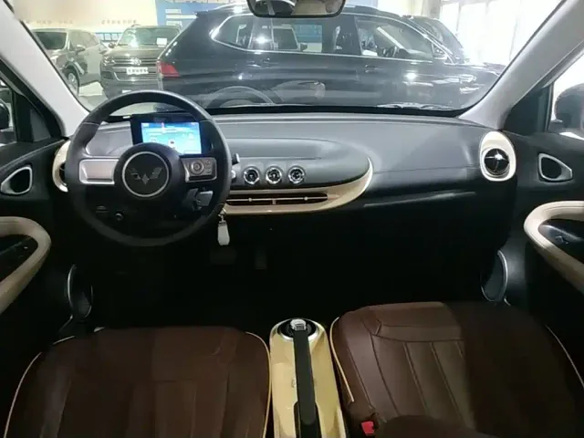 Wuling Bingo — Фото автомобиля 5