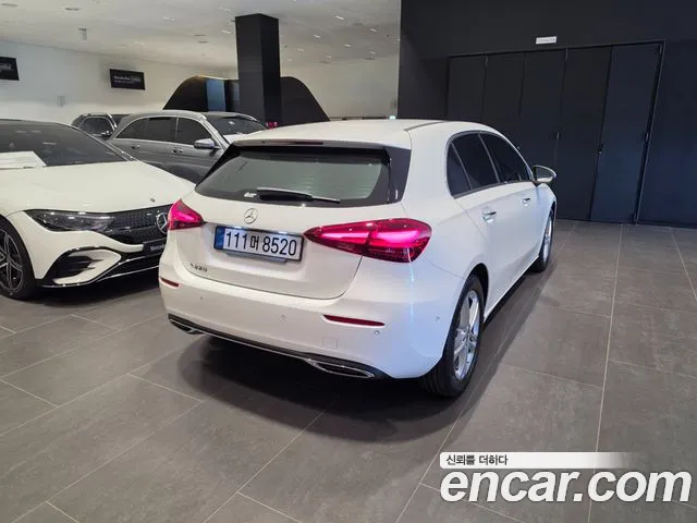 Mercedes-Benz A-Class W177 — Фото автомобиля 2
