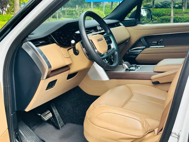 Land Rover Range Rover — Фото автомобиля 7