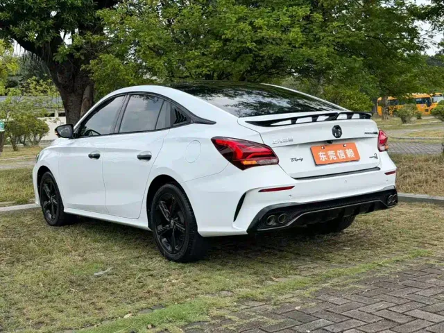 MG 5 Scorpio — Фото автомобиля 7