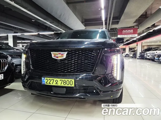 Фотография автомобиля — Cadillac Escalade 5th Gen