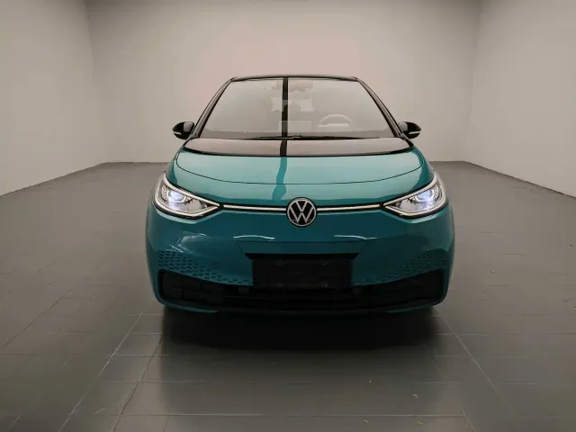Volkswagen ID.3 — Фото автомобиля 2