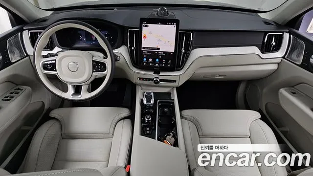 Volvo XC60 2nd Gen — Фото автомобиля 10
