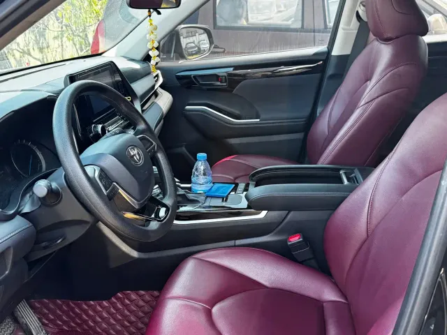 Toyota Highlander — Фото автомобиля 5