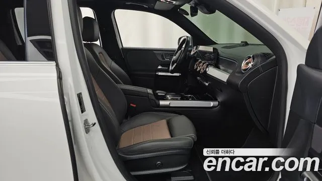 Mercedes-Benz EQB X243 — Фото автомобиля 11
