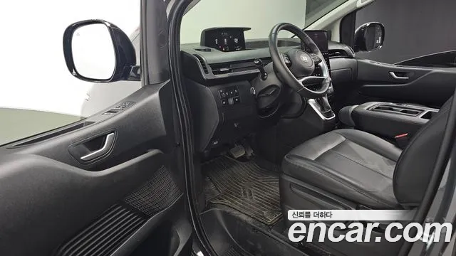 Hyundai Staria Staria 4WD Tourer 9 мест — Фото автомобиля 11
