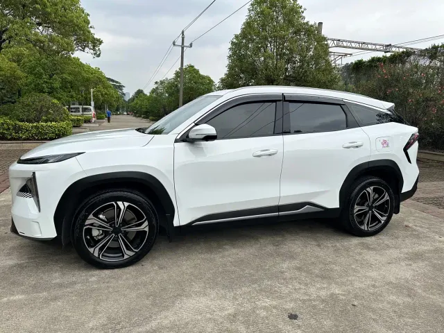 Geely Galaxy L7 — Фото автомобиля 7