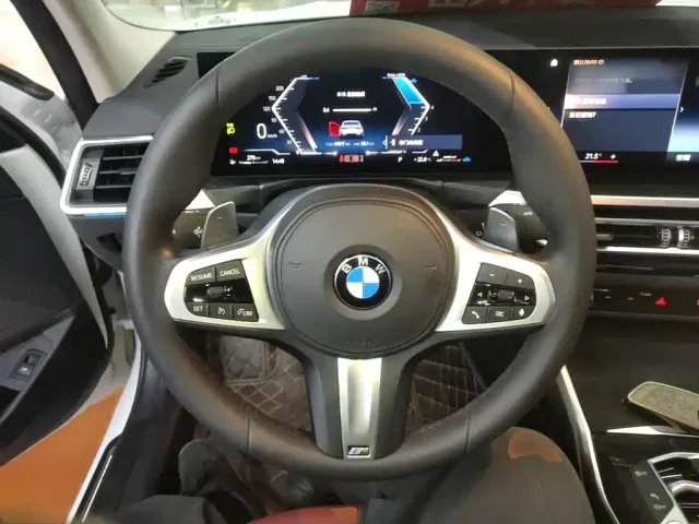 BMW 3 Series — Фото автомобиля 4
