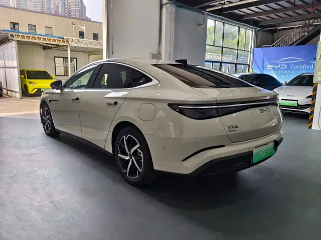 BYD Seal 07 DM-i — Фото автомобиля 4