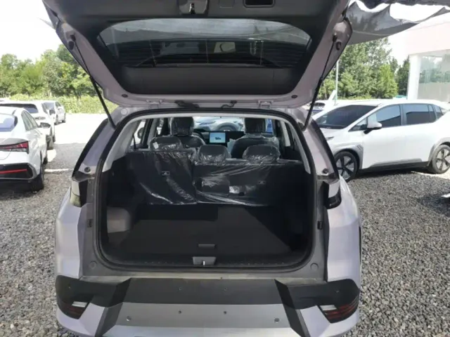 Hyundai ELEXIO — Фото автомобиля 18