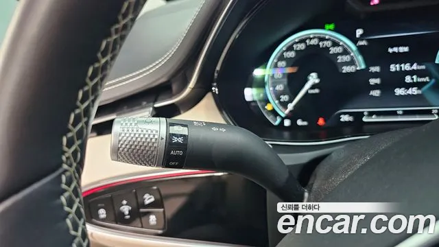 Genesis GV70 2.5T Бензин AWD — Фото автомобиля 30