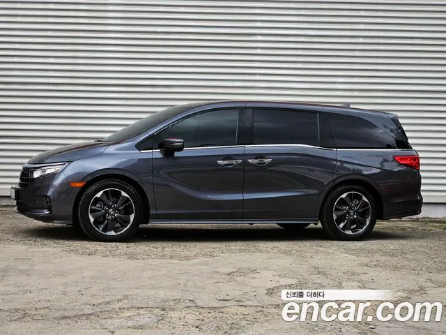 Honda Odyssey — Фото автомобиля 2