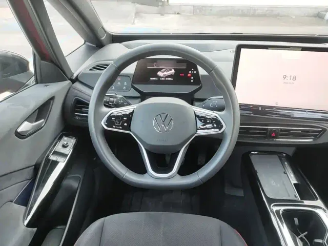 Volkswagen ID.3 — Фото автомобиля 10