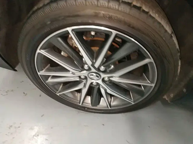 Toyota Camry — Фото автомобиля 24