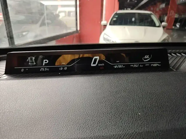 Nezha Auto Nezha V 2022 Trend 400 Lite — Фото автомобиля 11
