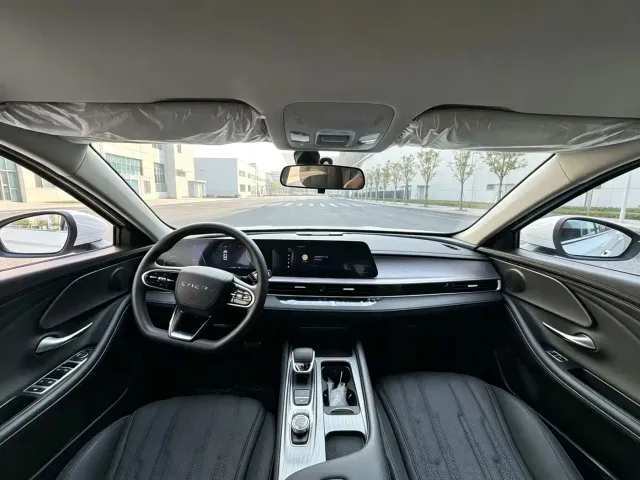 Chery Fulwin A8 — Фото автомобиля 5