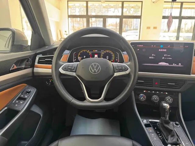Volkswagen Bora — Фото автомобиля 16