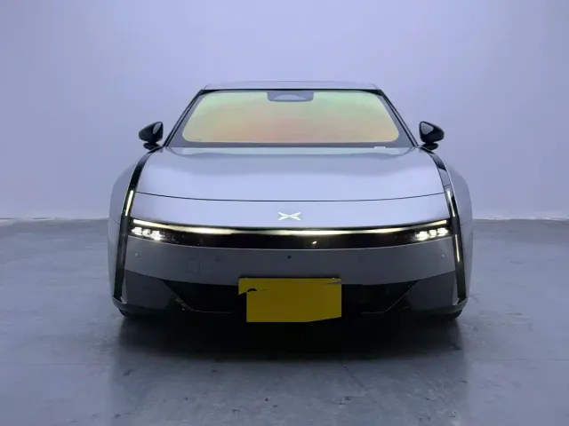 Xpeng P7 — Фото автомобиля 3