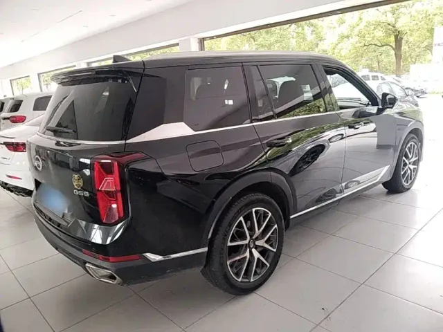 GAC Trumpchi GS8 — Фото автомобиля 6