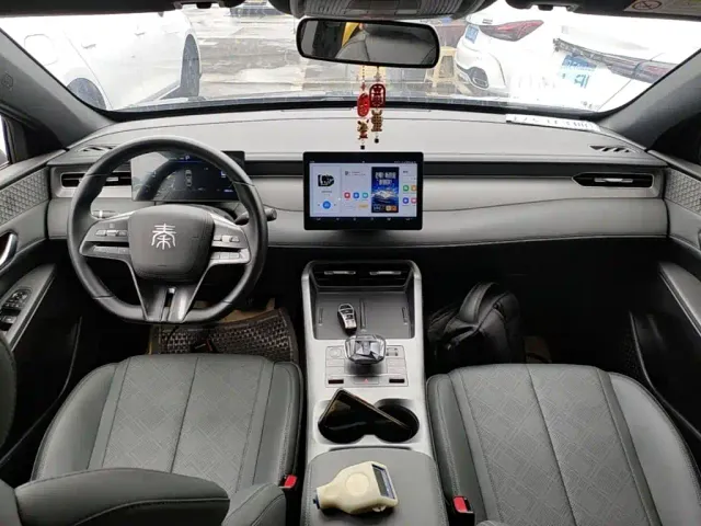 BYD Qin PLUS — Фото автомобиля 9