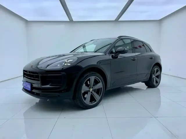 Фотография автомобиля — Porsche Macan