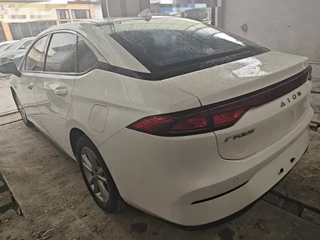 Aion AION S 2022 Mei 580 Pio — Фото автомобиля 22