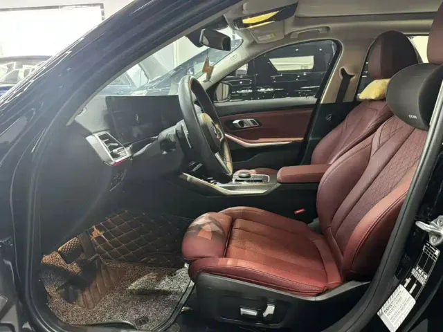 BMW 3 Series — Фото автомобиля 5