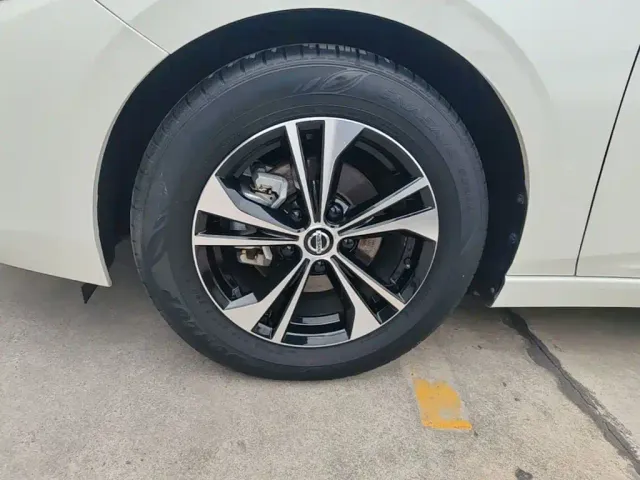 Nissan Sylphy — Фото автомобиля 22