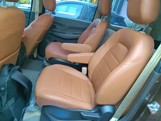 Wuling Hongguang — Фото автомобиля 16